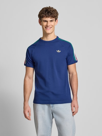 adidas Originals Regular Fit T-Shirt mit Kontraststreifen Dunkelblau 4