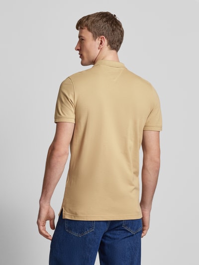 Tommy Jeans Slim Fit Poloshirt mit Logo-Stitching Beige 5