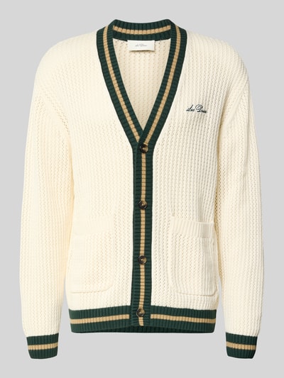 Produktfoto, Cardigan mit Label-Stitching und aufgesetzten Taschen von Les Deux aus reiner Baumwolle in Creme mit grünen Streifen, Strukturmuster, Knopfleiste, Regular Fit