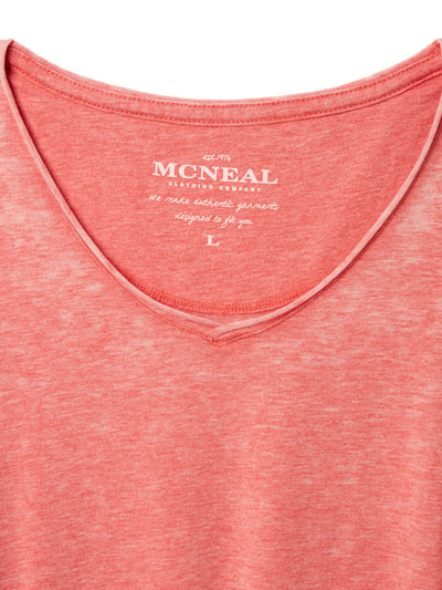 MCNEAL T-Shirt im Washed Out Look Koralle 2