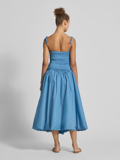 Amy Lynn Cocktailkleid mit Raffungen Modell 'ALEXA' Blau 5