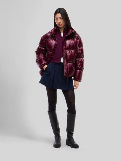 Tommy Jeans Regular Fit Steppjacke mit Label Stitching Bordeaux 1