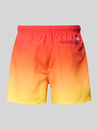 Produktfoto, Badehose in Two-Tone-Machart von MCNEAL, Herren, Regular-Fit, elastischer Bund, Tunnelzug, Farbverlauf rot zu gelb