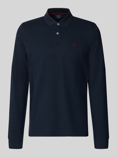 Produktfoto, Regular Fit Poloshirt aus reiner Baumwolle von MCNEAL in Dunkelblau, lange Ärmel, Polokragen, Label-Stitching, glatte Textur