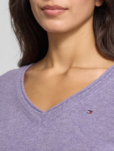 Tommy Hilfiger Sweter z dzianiny o kroju slim fit z czystej wełny Jasnofioletowy 3