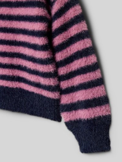 Only Sweter z dzianiny o kroju regular fit ze wzorem na całej powierzchni model ‘NEWPIUMO’ Granatowy 2