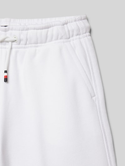 Tommy Hilfiger Teens Sweatshorts mit Eingrifftaschen Weiss 2