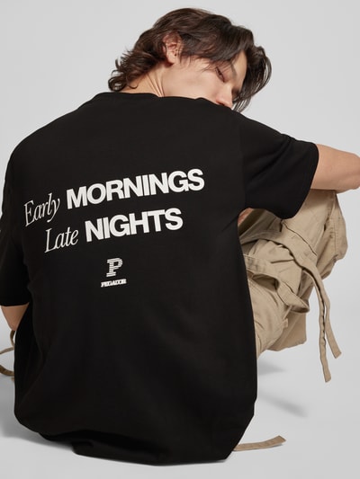 Pegador Oversized T-Shirt mit Label- und Statement-Print Modell 'BALDOCK' Black 3
