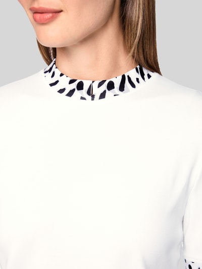 Marc Cain T-Shirt mit kontrastierendem Kragenabschluss Offwhite 3