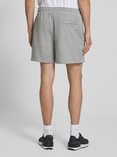 Nike Korte broek met labelstitching en elastische band Lichtgrijs - 5