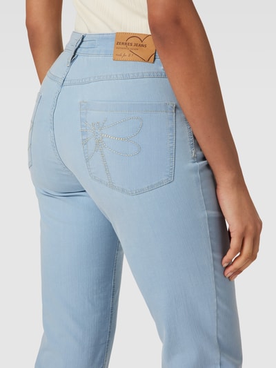 Zerres Caprijeans mit Label-Patch Modell 'CORA' Hellblau 3