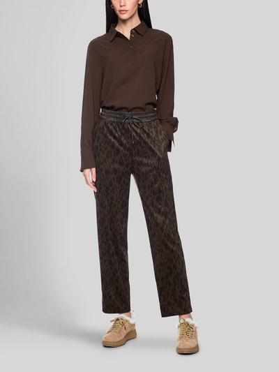 Marc Cain Regular Fit Stoffhose mit Tunnelzugbund Dunkelbraun 1