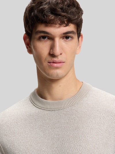 BOSS Orange sweter o kroju regular fit z mieszanka bawełny model 'KANTONIO' Piaskowy 3
