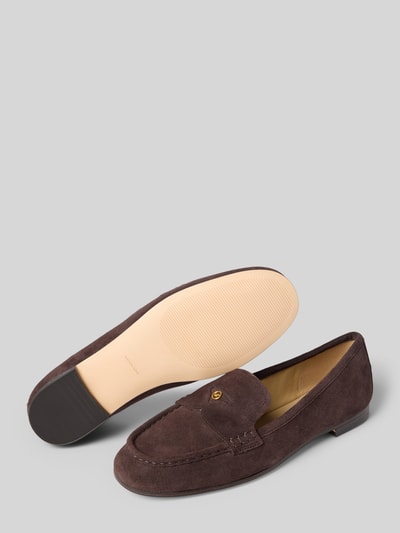 Produktfoto, Penny-Loafer aus echtem Leder Modell 'JENNINGS' von MICHAEL Michael Kors, brązowa naturalna skóra, zaokrąglony kształt, detal z logo w efekcie metalicznym, gładka podeszwa, wysokość obcasa w rozmiarze 40: 1 cm, wysokość cholewki w rozmiarze 40: 6 cm, szerokość cholewki w rozmiarze 40: 15 cm