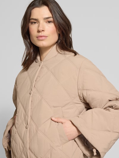 HUGO Relaxed Fit Steppjacke mit Druckknöpfen Modell 'FASTEPPA' Beige 3