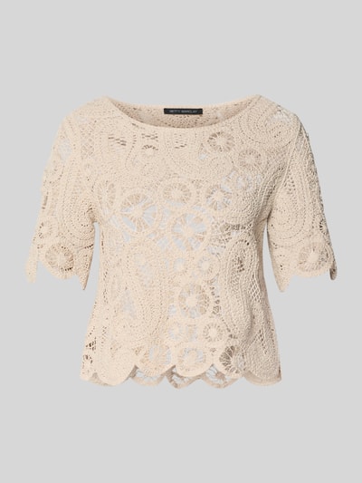 Produktfoto, Strickshirt mit Rundhalsausschnitt von Betty Barclay aus Baumwoll-Mix mit Stretch-Anteil, Regular-Fit, beige, gehäkelte Textur, Häkelspitze, Rückenlänge 48 cm, Ärmellänge 25 cm, für Damen