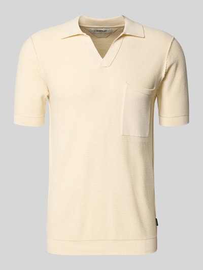 Produktfoto, Slim Fit Poloshirt in Strick-Optik von Replay, bawełna, krój slim fit, imitacja dzianiny, wykładany kołnierz z dekoltem w serek, z krótkim rękawem, prążkowane wykończenia, brustasza, detal z logo, długość tyłu w rozmiarze M: 69 cm.