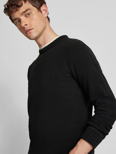 Only & Sons Sweter z dzianiny z okrągłym dekoltem model ‘SETHAN’ Czarny 3