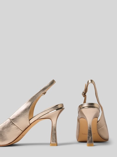 Produktfoto, Pumps aus echtem Leder mit Ziersteinbesatz von ALMA EN PENA, złoty kolor, szpiczasty krój, otwarta pięta, wysokość obcasa 10 cm, wysokość cholewki 7 cm, szerokość w rozmiarze 40: 5 cm, faktura gładka