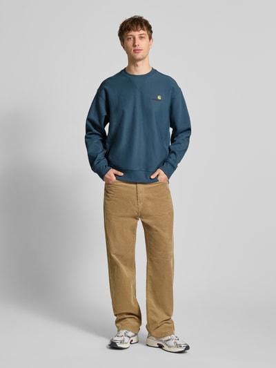Carhartt Work In Progress Bluza z wyhaftowanym logo Lodowy błękitny 1