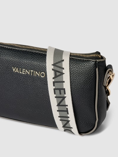 VALENTINO BAGS Torba na ramię z aplikacją z logo model ‘SWIM RE POCHETTE’ Czarny 2