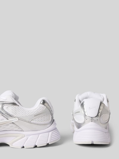 Nike Sneaker mit Logo-Patch Weiss 2