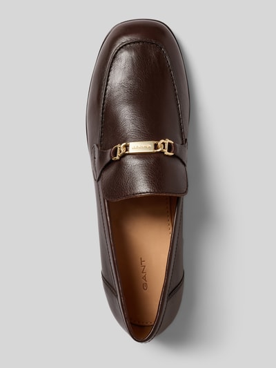 Produktfoto, Loafer aus echtem Rindsleder Modell 'Gimble' von GANT, dunkelbraunes Leder, glatte Oberfläche, goldfarbene Schnalle, Damen Loafer von GANT