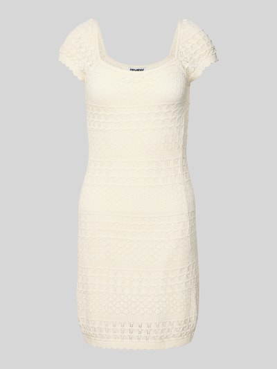 Produktfoto, Strickkleid mit Strukturmuster und Wellensaum von REVIEW in Creme, Reine Baumwolle, Gerader-Schnitt, Minikleid, feine Textur