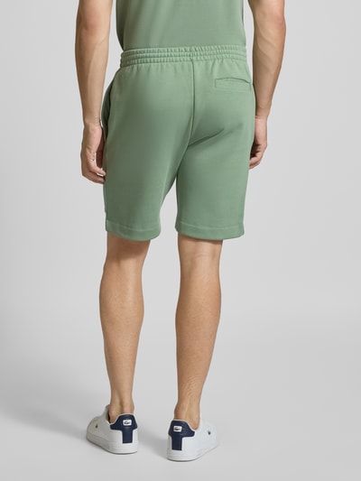 Lacoste Szorty z dzianiny dresowej o kroju regular fit z mieszanki bawełny Zielony 5