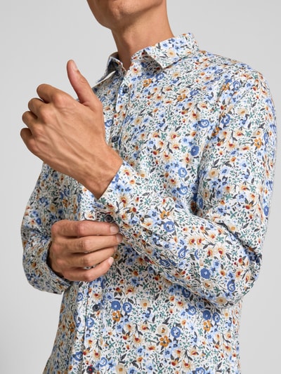 OLYMP Level Five Casual Fit Freizeithemd mit Kentkragen und Sportmanschetten Weiss 3