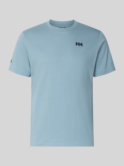 Produktfoto, hellblaues T-Shirt mit Logo- und Motiv-Print Modell 'SHORELINE' von Helly Hansen aus reiner Baumwolle, gerader Schnitt, Rundhalsausschnitt, glatte Textur, klassische Optik.
