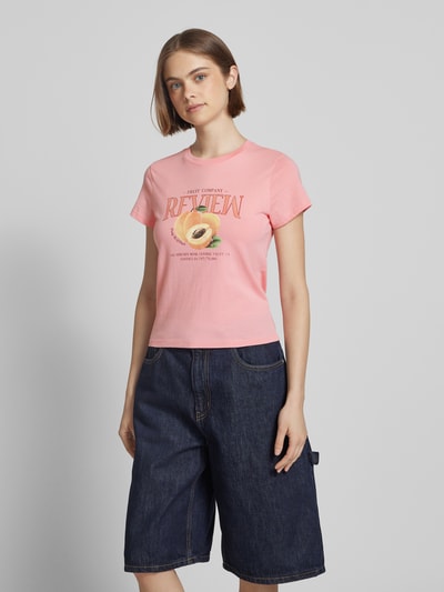 Review T-shirt z nadrukiem z logo Różowy 4