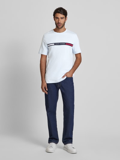 Tommy Hilfiger Regular fit T-shirt met labelstitching Lichtblauw - 1