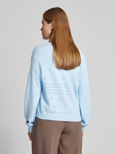 Vila Cardigan mit Lochstickerei Modell 'RIL' Hellblau 5