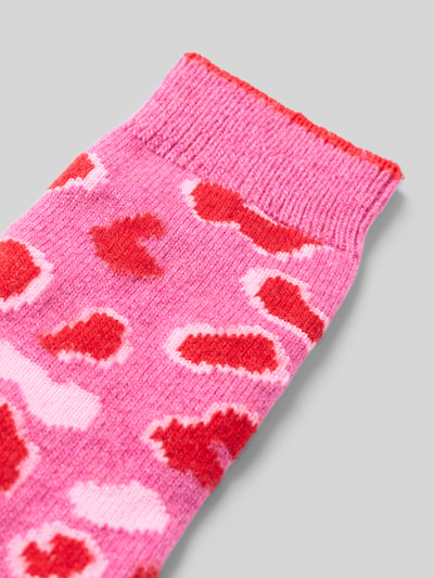 Produktfoto, Socken mit Kaschmir-Anteil im Leo-Design von UNIO HAMBURG, mieszanka bawełny i kaszmiru, prążkowane wykończenia, wzór w panterkę