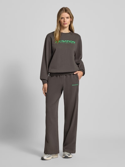 P.E Nation Oversized Sweatshirt aus reiner Bio-Baumwolle Modell 'Qualify' Anthrazit 1