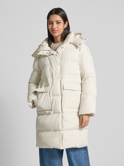 OPUS Płaszcz pikowany z kieszeniami z patką model ‘Hallusi’ Złamany biały 4