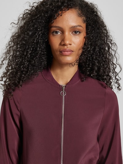 Vero Moda Regular Fit Bomberjacke mit Fly-Away Kragen Modell 'COCO' Bordeaux 3