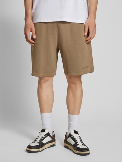 REVIEW Relaxed fit sweatshorts met labelprint Roodbruin - 4