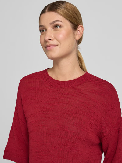 Vrouwenmodel draagt gebreid shirt met 1/2-mouwen Model 'Lauralynn' van MSCH Copenhagen, Mix van biologisch katoen, loose fit, ronde hals, Nahaufnahme Oberkörper