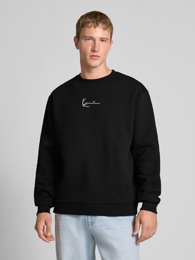 KARL KANI Bluza o kroju regular fit z wyhaftowanym logo model ‘Crew’ Czarny 4