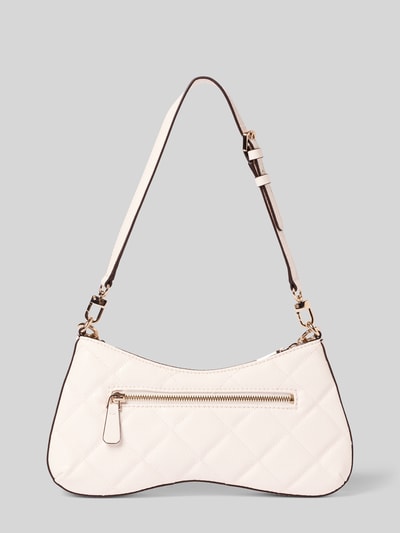 Produktfoto, Shoulder Bag mit Logo-Detail Modell 'Libby' von Guess in cremefarbener Leder-Optik mit Zier-Detail, Hauptfach mit Reißverschluss, abnehmbarer Schulterriemen, 30 cm Breite, 16 cm Länge, 5 cm Tiefe, Riemenlänge 55 cm