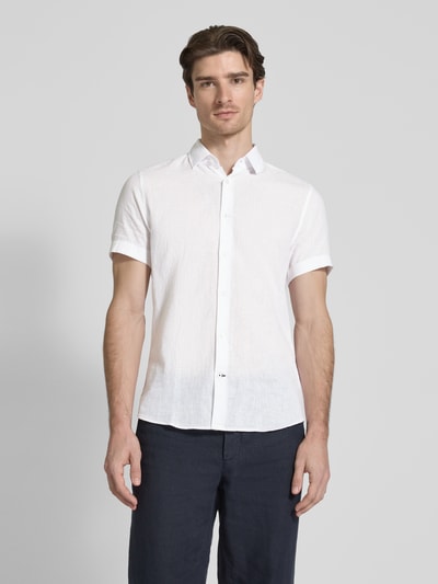 JOOP! Collection Koszula casualowa męska JOOP! Collection;Mieszanka bawełny i lnu;Krój slim fit;Model ‘Pit’;Kołnierzyk typu kent;Listwa guzikowa;Długość tyłu w rozmiarze 40: 67 cm;Szerokość ramion w rozmiarze 40: 41 cm;Długość rękawa w rozmiarze 40: 22 cm Biały 4