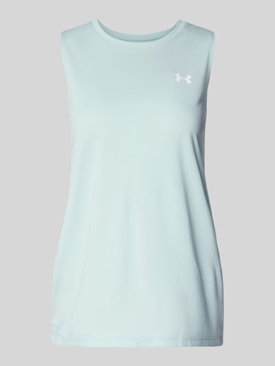 Produktfoto, hellblaues Tanktop mit Rundhalsausschnitt und Logo von Under Armour, glatte Textur, Relaxed Fit, Rückenlänge 65 cm bei Größe S