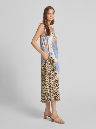 Emily Van den Bergh Sukienka midi z dekoltem w serek Piaskowy 1