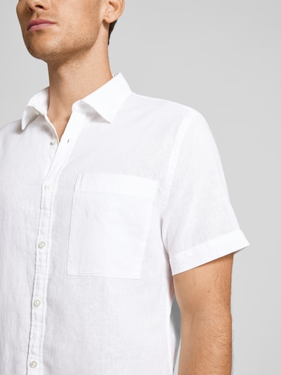 MCNEAL Koszula casualowa o kroju regular fit z kieszenią na piersi Biały 3