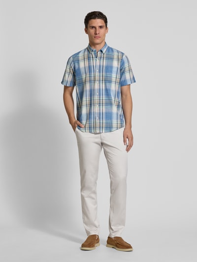 Christian Berg Men Regular Fit Chino mit Eingrifftaschen Hellgrau 1