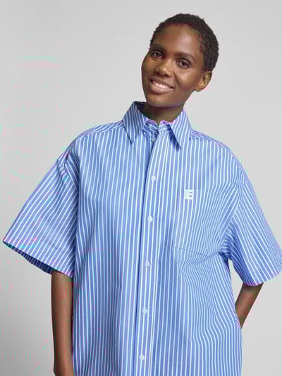 Essentiel Antwerp Oversized Hemdbluse aus reiner Baumwolle Modell 'HEMD' Hellblau 3