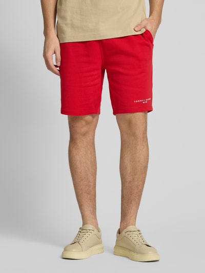 Tommy Hilfiger Regular Fit Sweatshorts mit Label-Print Rot 4