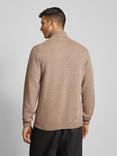 Casual Friday Rollkragenpullover mit Label-Detail Modell 'Karl' Camel Melange 5